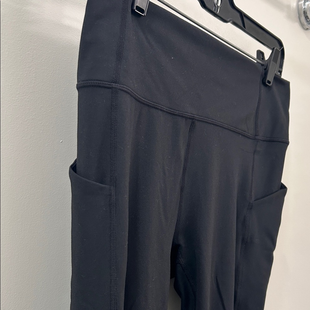 Fabletics leggings - image 11